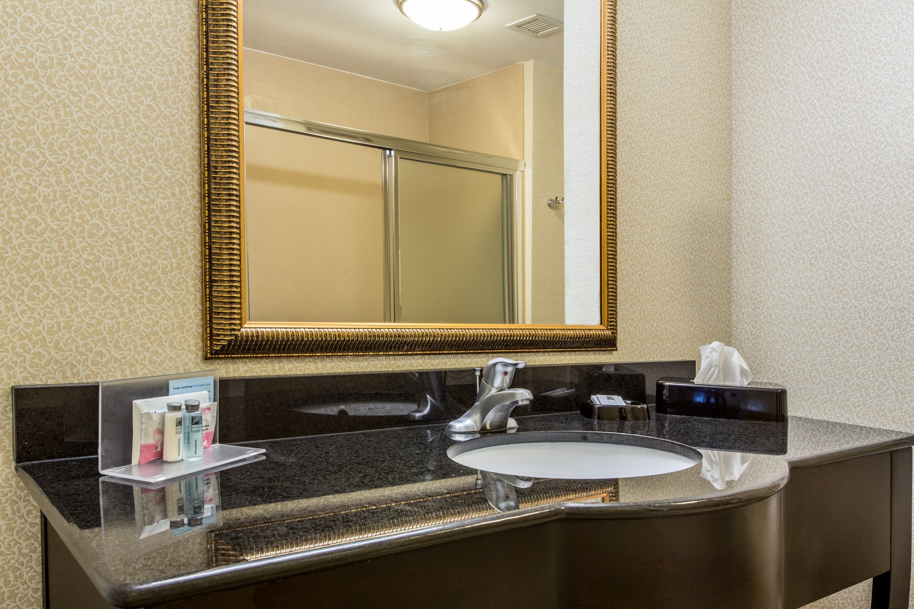 Hampton Inn by Hilton Clearfield Room Type - 1 KING W WHIRLPOOL NONSMOK