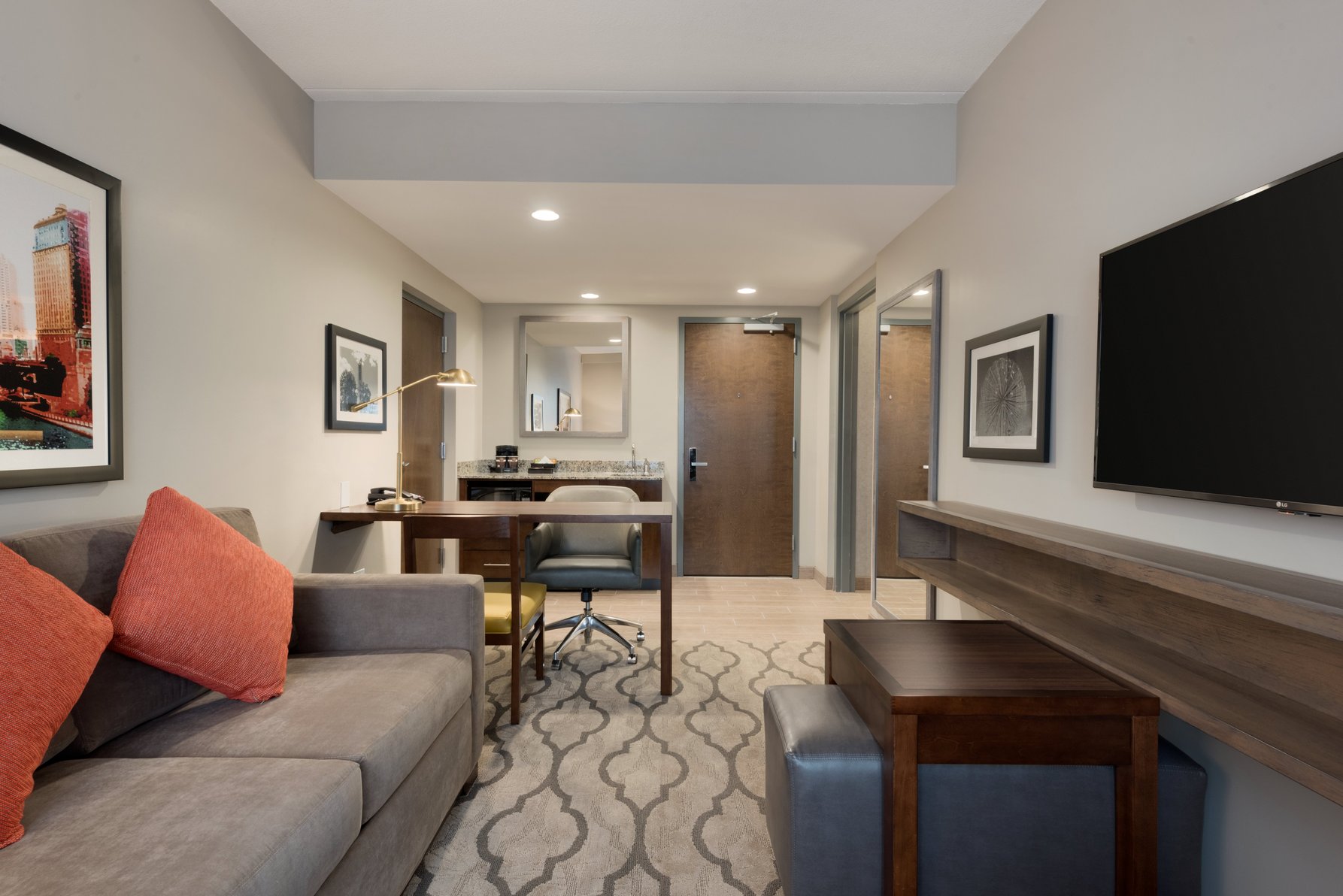Embassy Suites Chicago Naperville Room Type - 1KG 2 RM PREM STE HEAR ACC