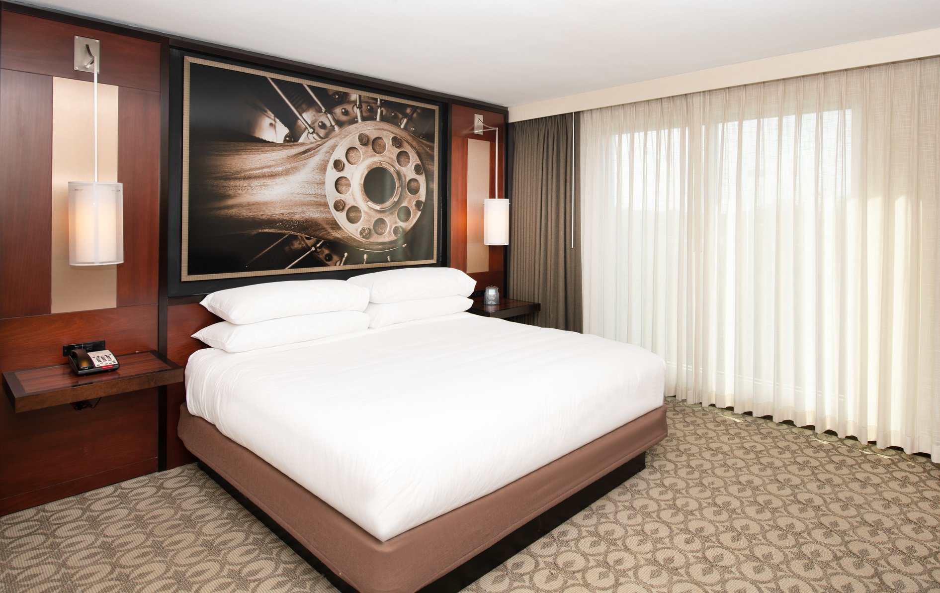 DoubleTree Hotel & Suites Charleston Airport Room Type - 1KING 2 ROOM SUITE NONSMOK