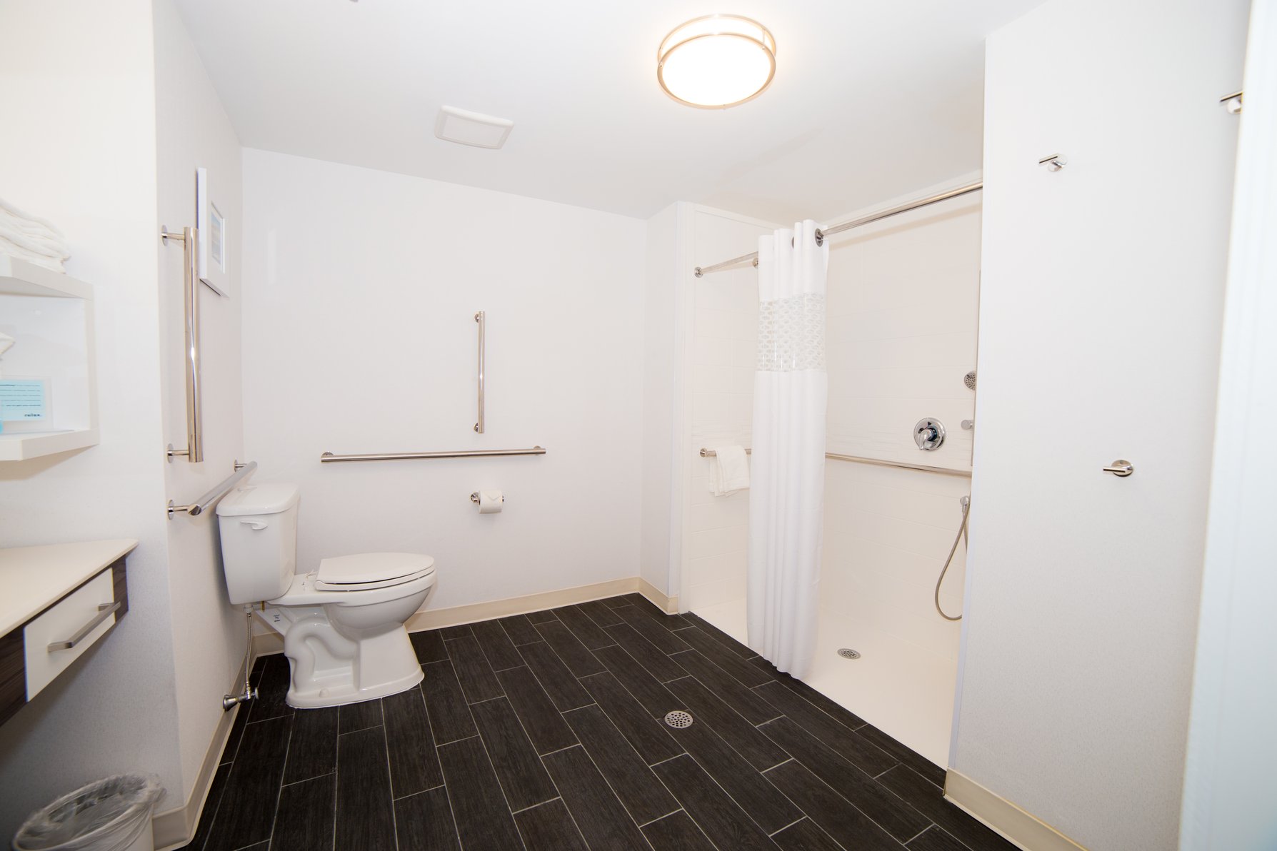 Hampton Inn by Hilton Atlantic City/Absecon Room Type - 2QN MOB HEAR ACC RI-SHW NS