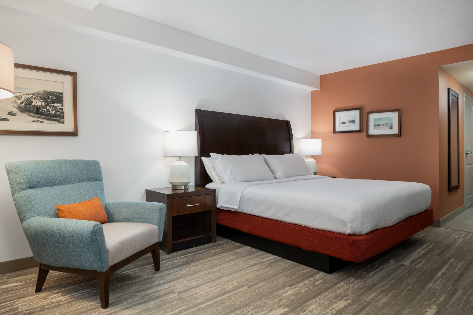 Hilton Garden Inn Daytona Beach Oceanfront Room Type - 1KG BED POOLVW HEARING ACC