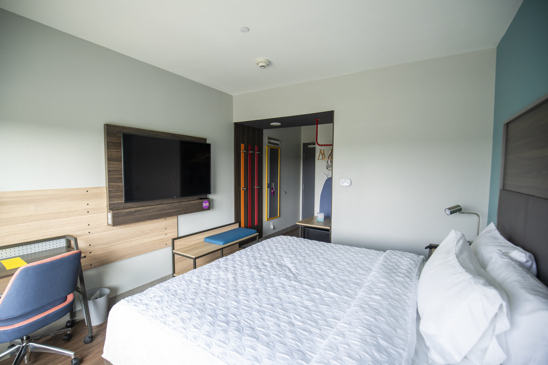 Tru by Hilton Allen Dallas Room Type - 1 KING HEARING ACCESSIBLE