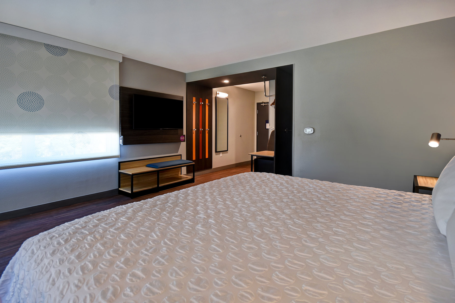 Tru By Hilton Rockwall Dallas, TX Room Type - 1 KING ACCESSIBLE TUB