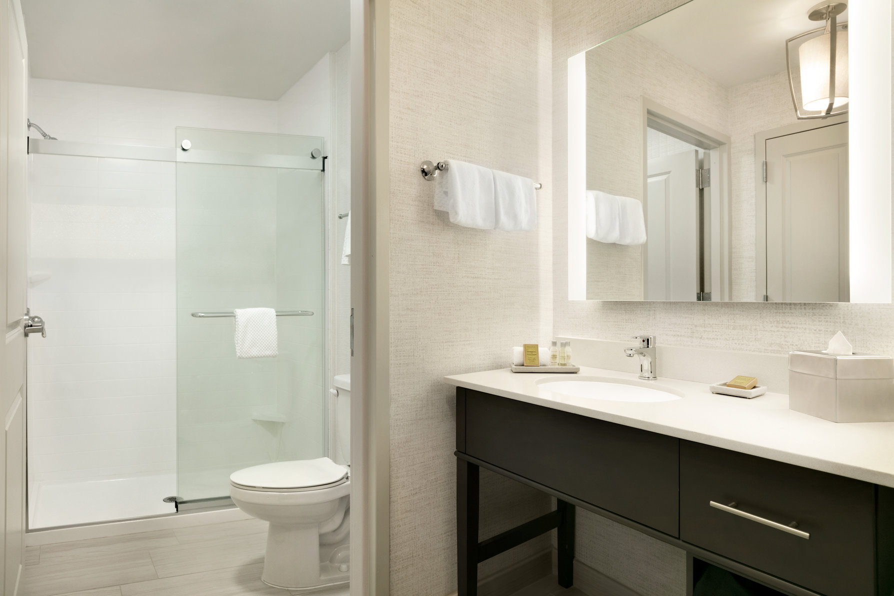 Homewood Suites by Hilton Arlington Rosslyn Key Bridge Room Type - 1 KING 1BDRM SUITE NONSMOK