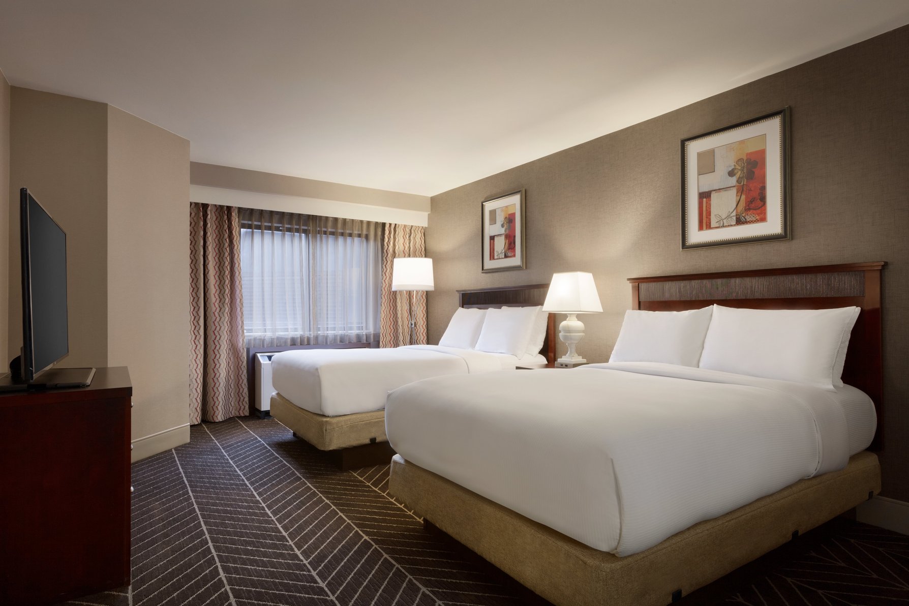 Hilton Arlington Room Type - 1KNG EXE LVL ACC RI SHWR