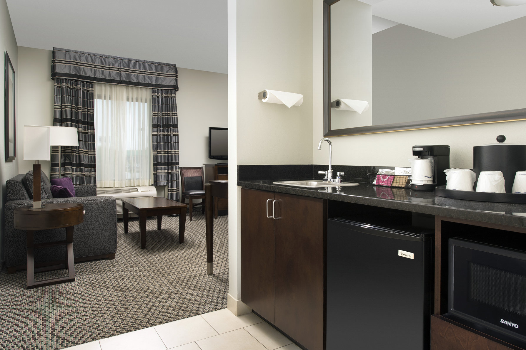 Hampton Inn & Suites Athens I-65 Room Type - 1KN MOB HEA ACC RIS STU NS