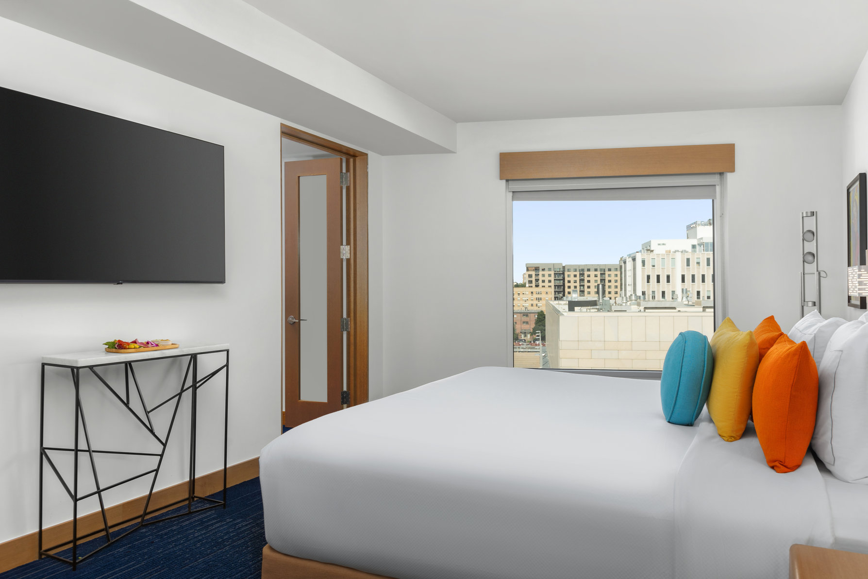 The Art Hotel Denver, Curio Collection by Hilton Room Type - 1 KING CAPTOL STE ACC