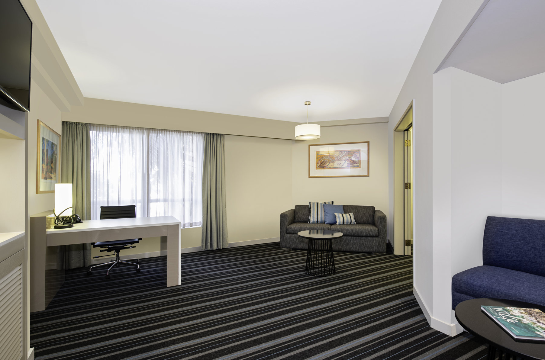 DoubleTree by Hilton Darwin Esplanade Room Type - KING ONE BEDROOM SUITE