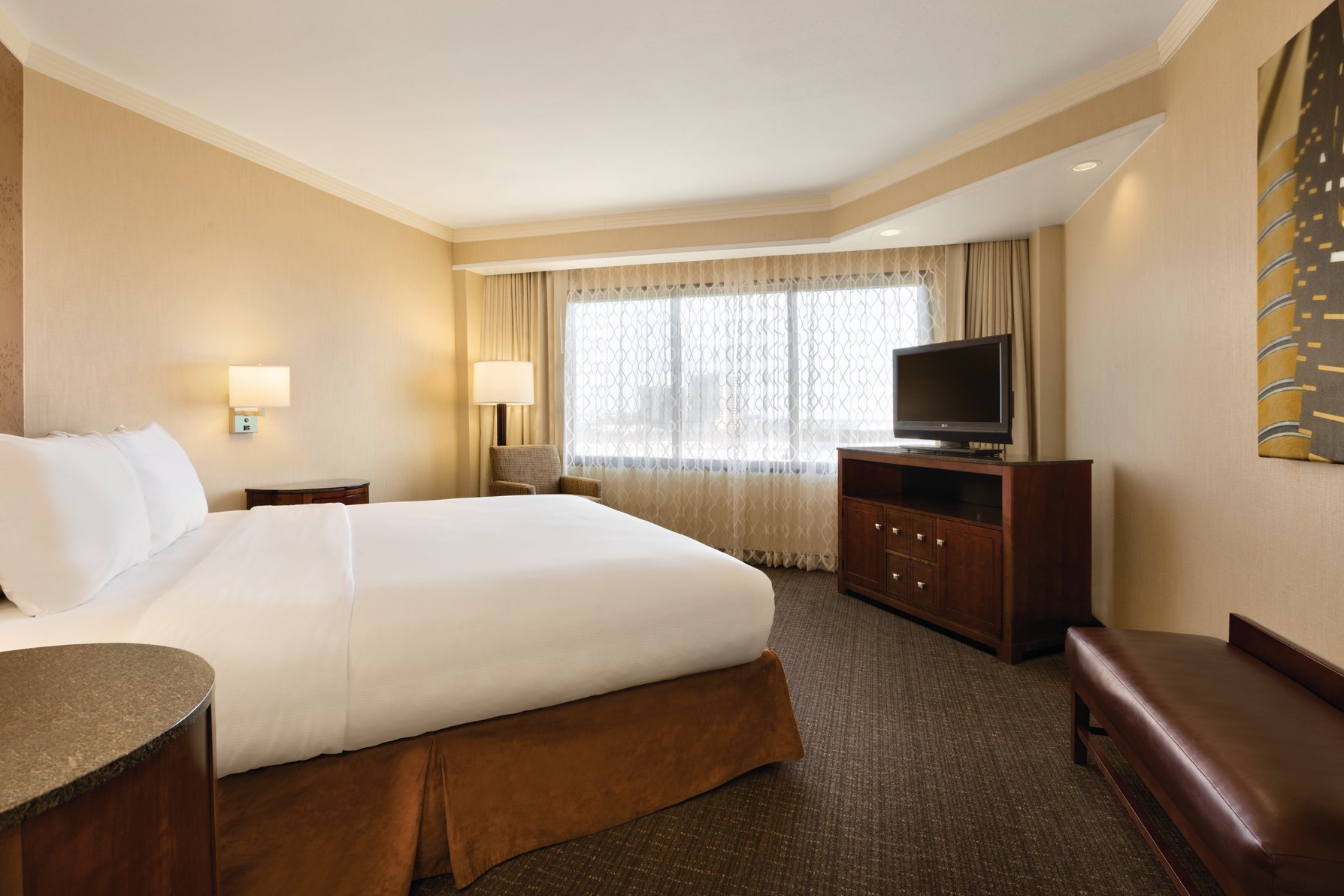 Embassy Suites by Hilton Austin Downtown South Congress Room Type - 1 KING BED SUITE PELOTON