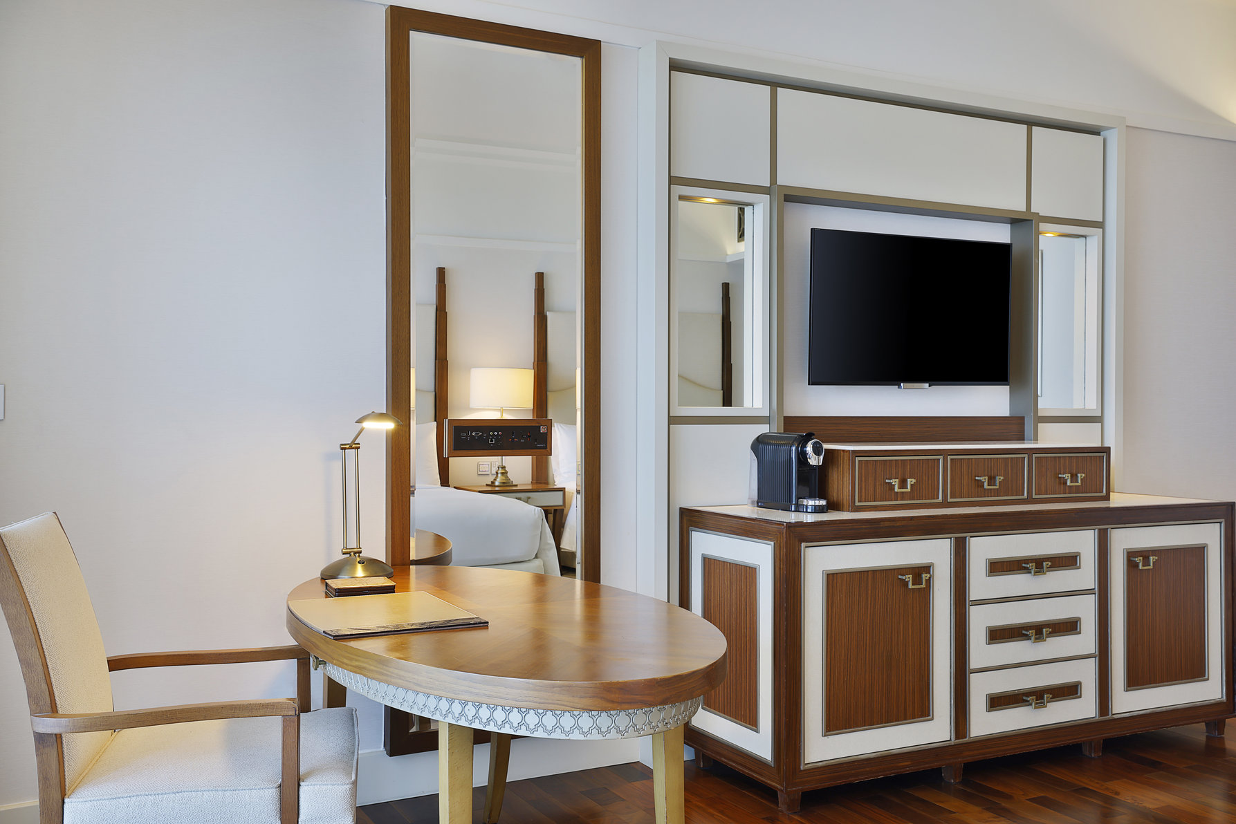 Waldorf Astoria Dubai Palm Jumeirah Room Type - FAMILY 2 BDRM DELUXE SUITE Waldorf Astoria Dubai Palm Jumeirah Room Type - FAMILY 2 BDRM DELUXE SUITE
