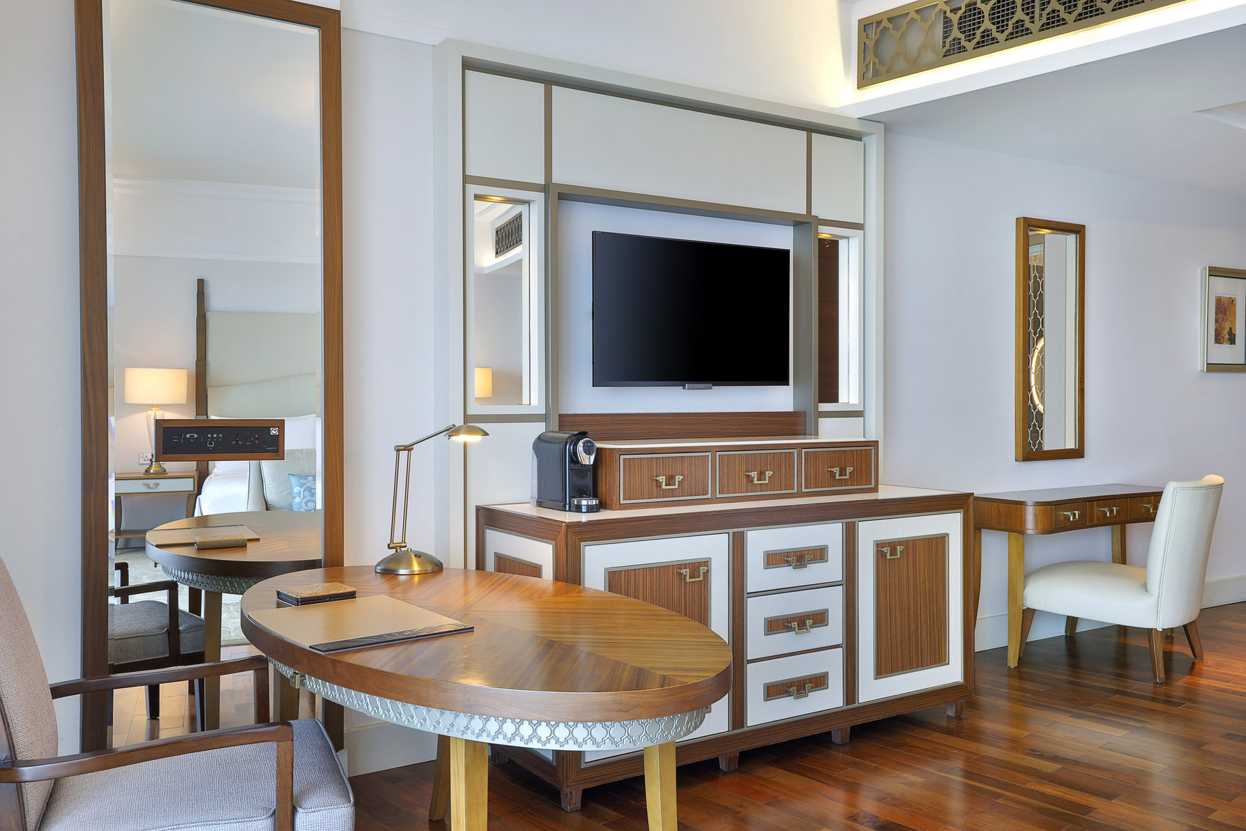 Waldorf Astoria Dubai Palm Jumeirah Room Type - FAMILY CONNECTING ROOM Waldorf Astoria Dubai Palm Jumeirah Room Type - FAMILY CONNECTING ROOM