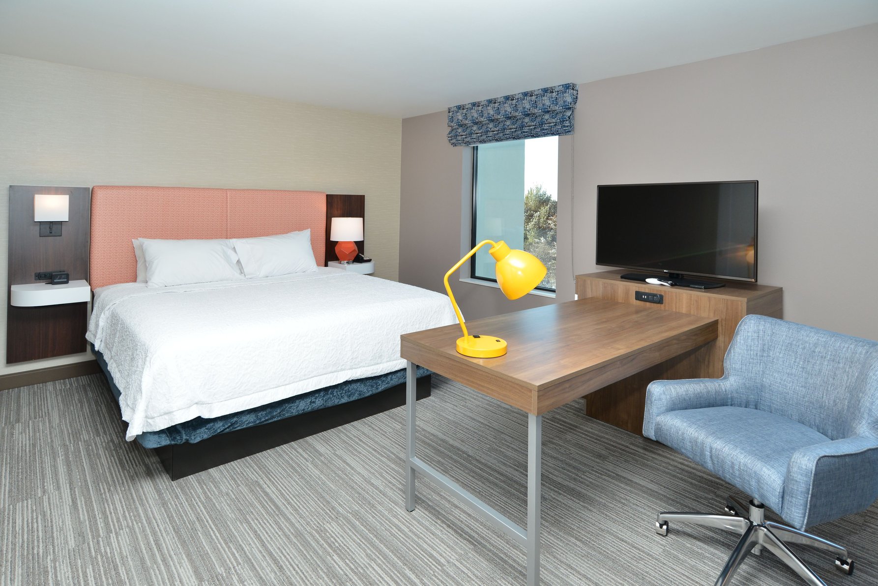Hampton Inn & Suites by Hilton Menomonie-UW Stout Room Type - 1KN HEARING ACC STUDIO NS