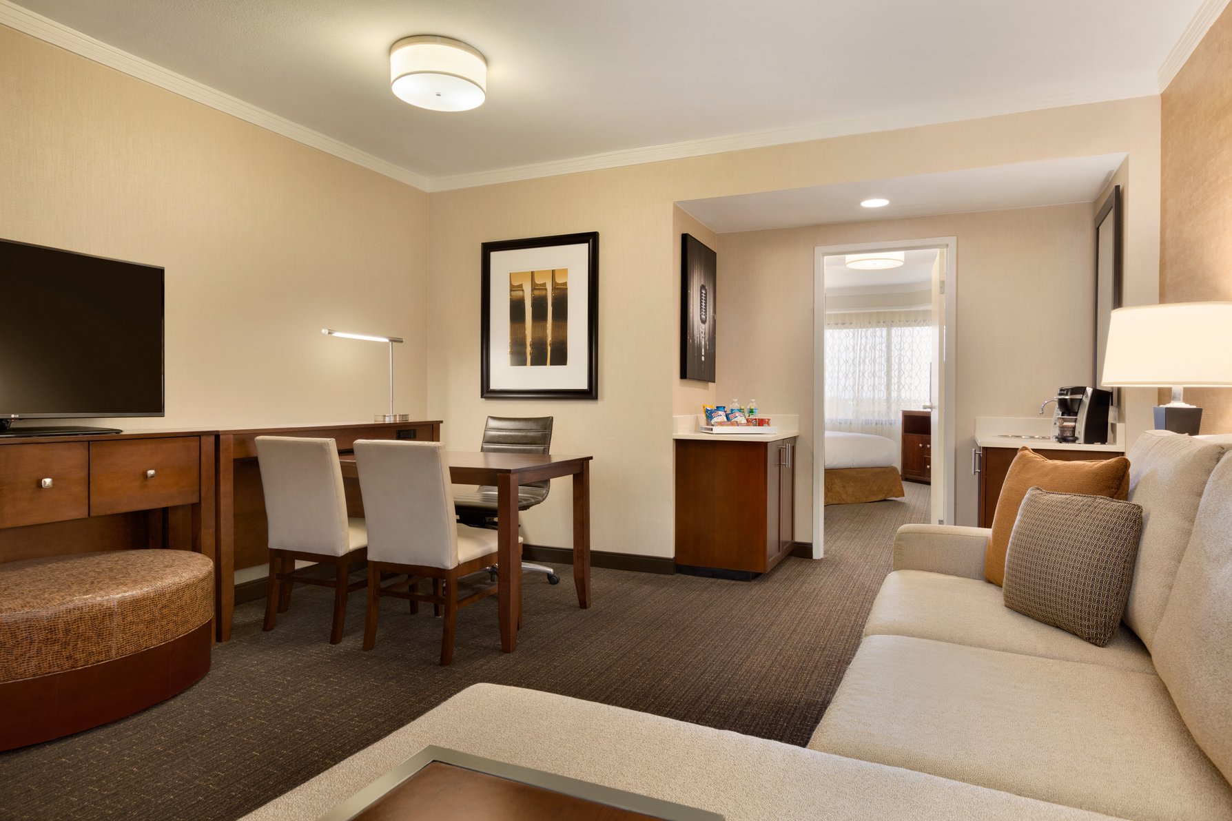 Embassy Suites by Hilton Austin Downtown South Congress Room Type - 1KING PREM MOB HR RI SHWR