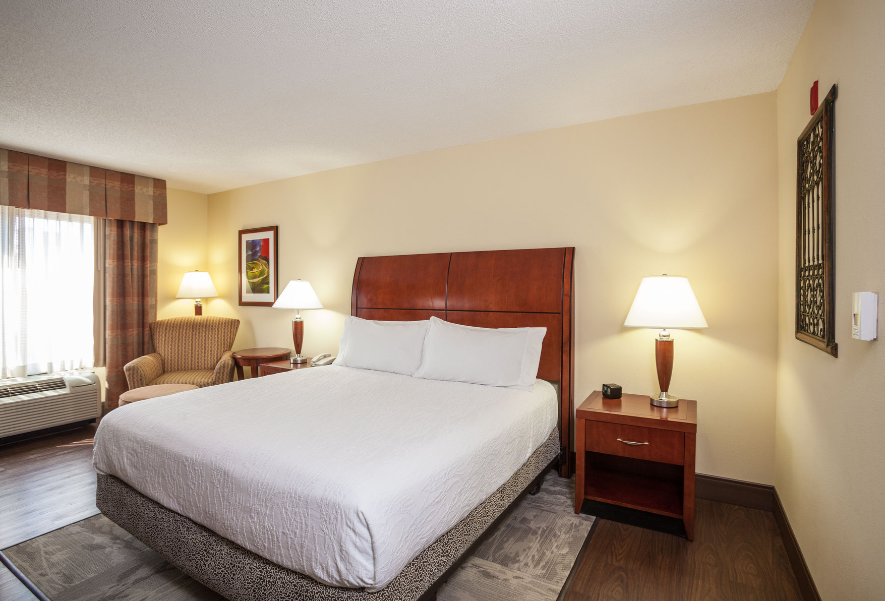 Hilton Garden Inn El Paso / University Room Type - 1KNG MOB HEARING ACC W TUB