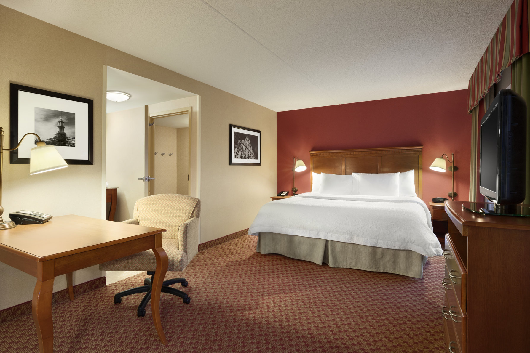 Hampton Inn & Suites Hartford/East Hartford, CT Room Type - 1 KN ACC RI SHWR STUDIO NS