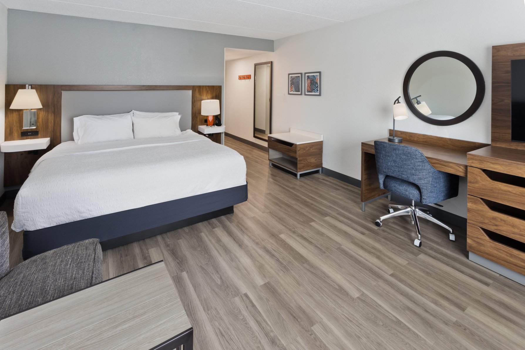 Hampton Inn & Suites by Hilton Lanett-West Point Room Type - 1 KNG ACCESS TUB NONSMOK