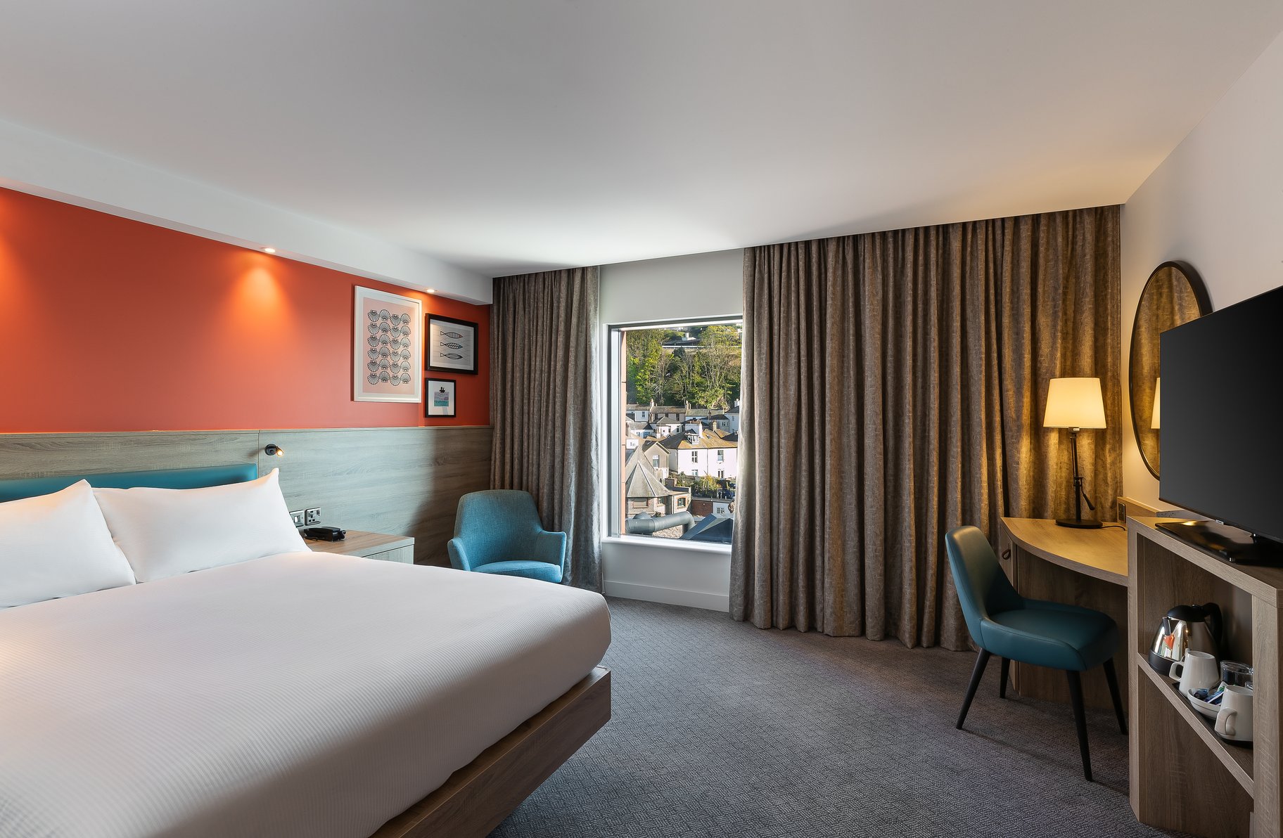 Hampton by Hilton Torquay Room Type - KING ACCESSIBLE ROOM