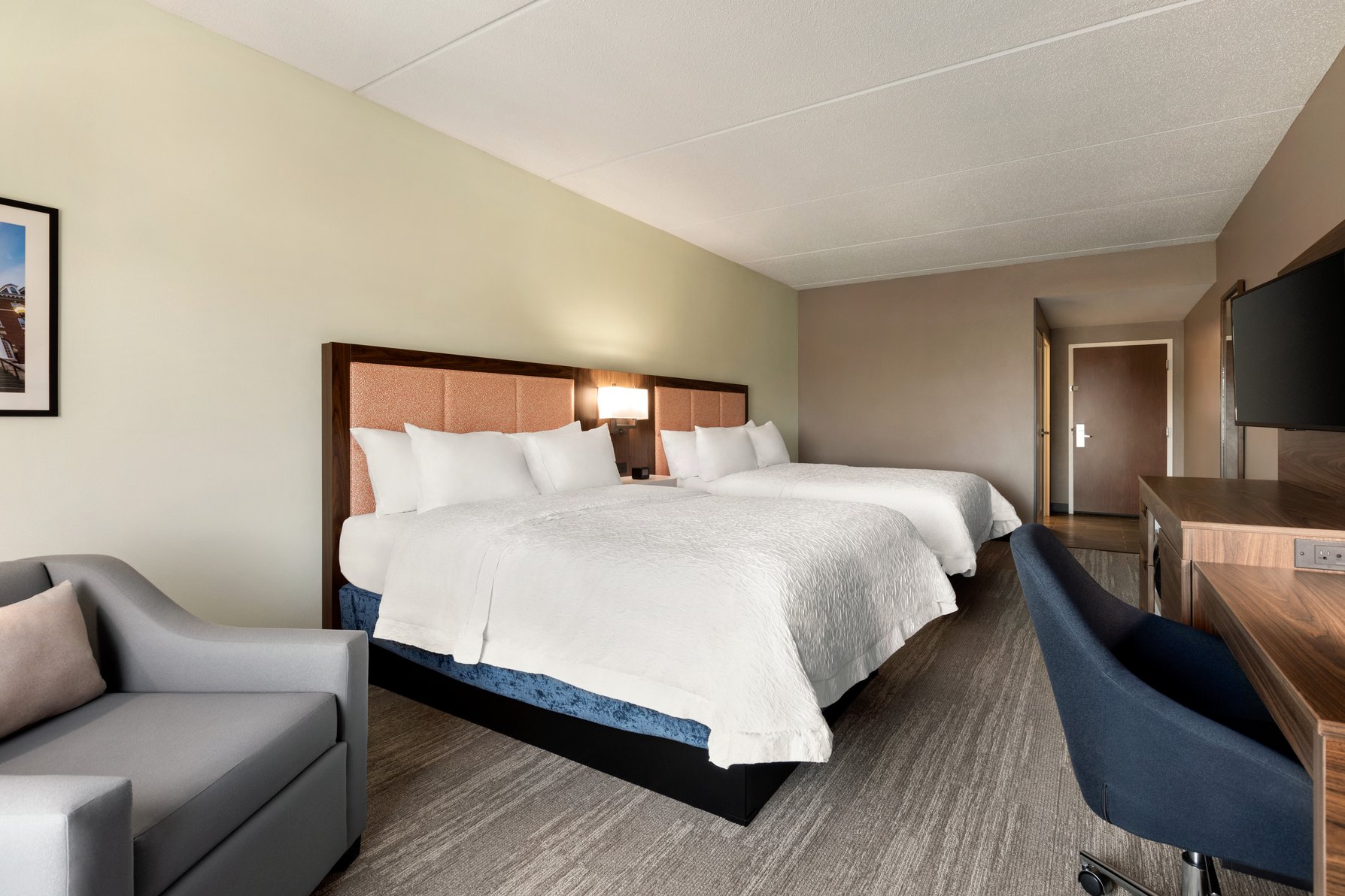 Hampton Inn & Suites Frederick-Fort Detrick Room Type - 2 QNS ACC ROLLIN SHWR NS