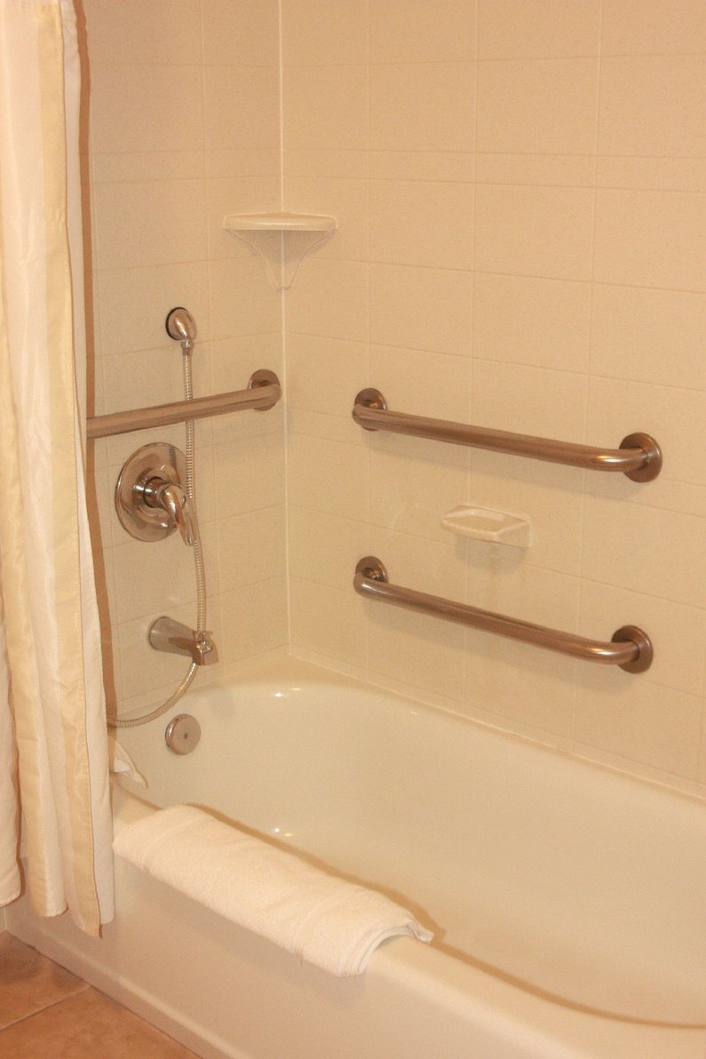 Hilton Garden Inn Clovis Room Type - 2QN MOB HEARING ACC W TUB