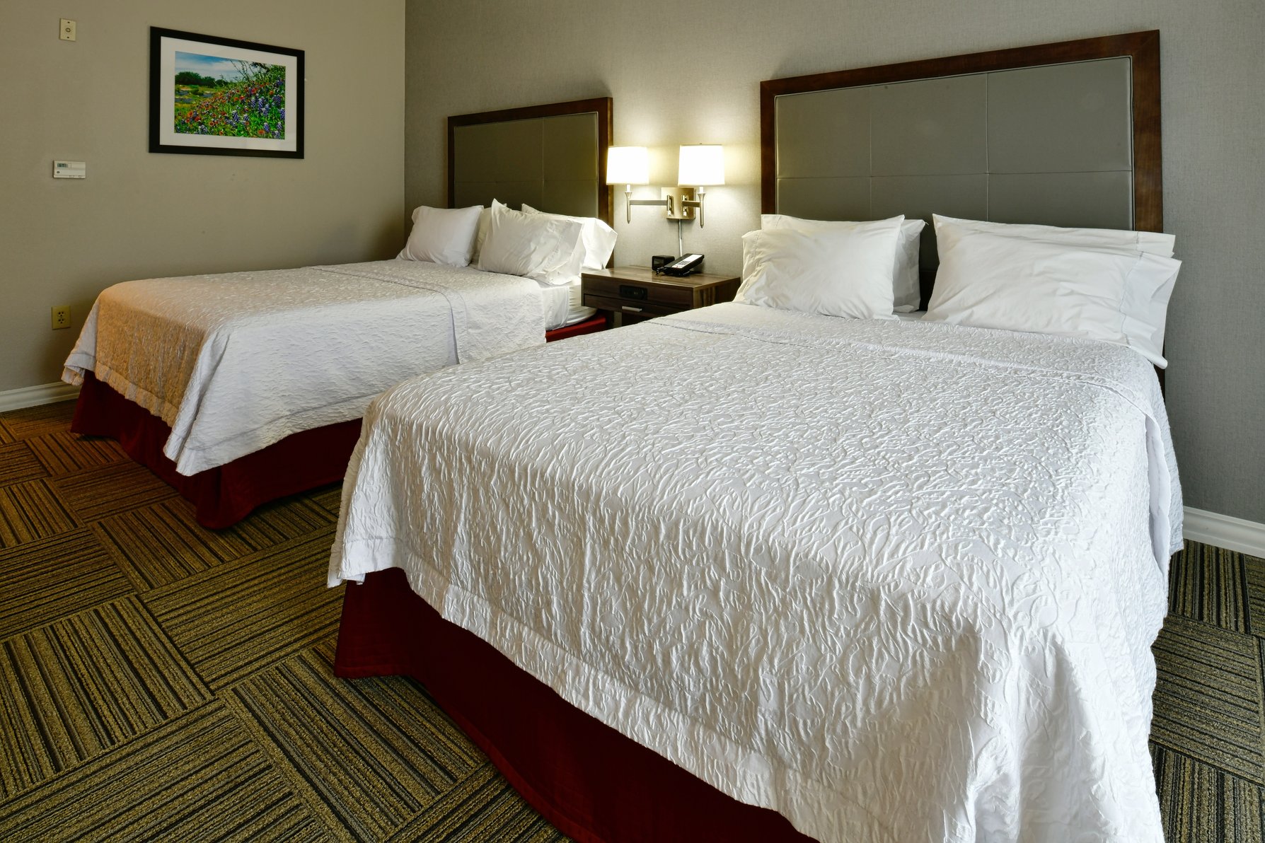 Hampton Inn & Suites Fredericksburg Room Type - 2 QNS ACCESSIBLE W TUB NS