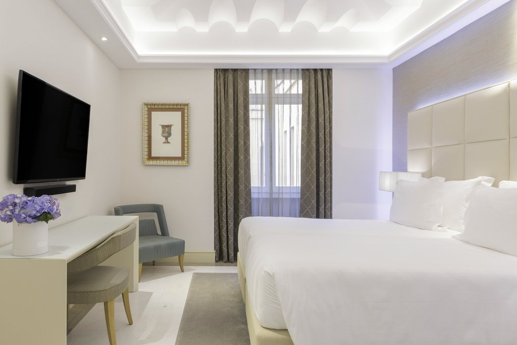 Guest photo