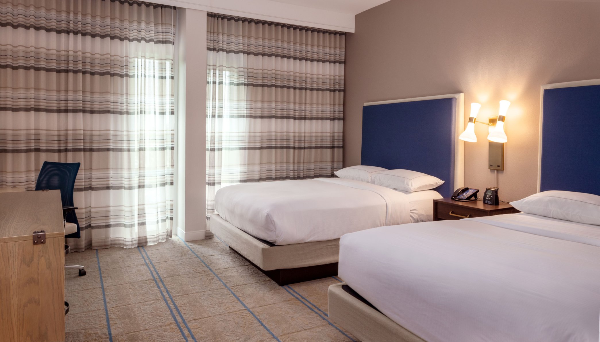 Hilton Austin Airport Room Type - 2Q MOB HEARING ACC RI-SHW