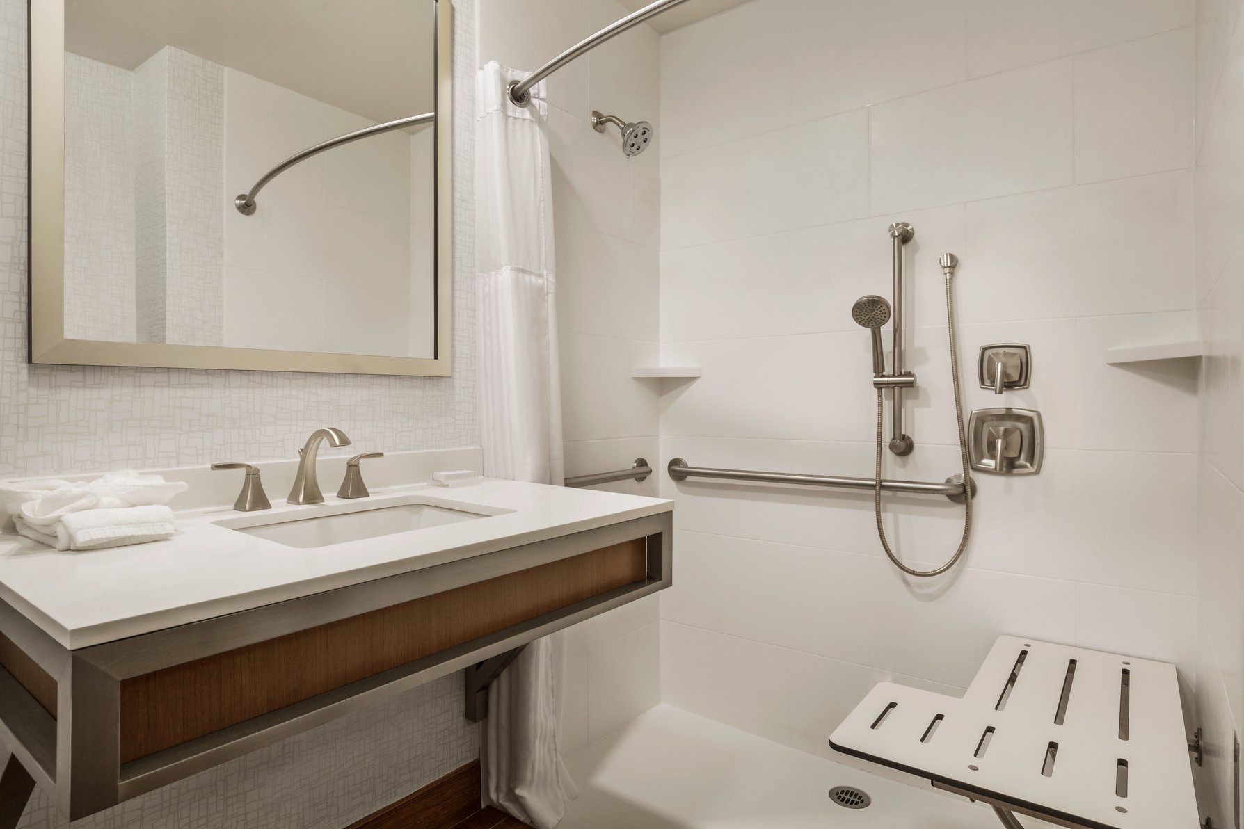 Hilton Garden Inn - Flagstaff Room Type - 2 DBL MOB HEAR ROLL IN SWR