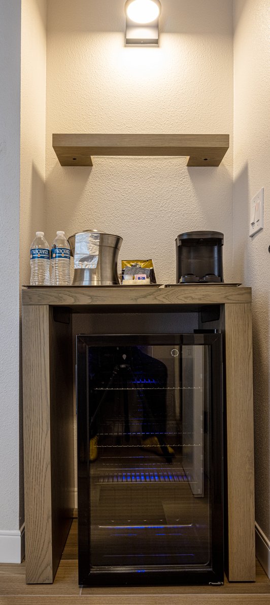 Hilton Austin Airport Room Type - 1 KING ACC W  RI SHWR