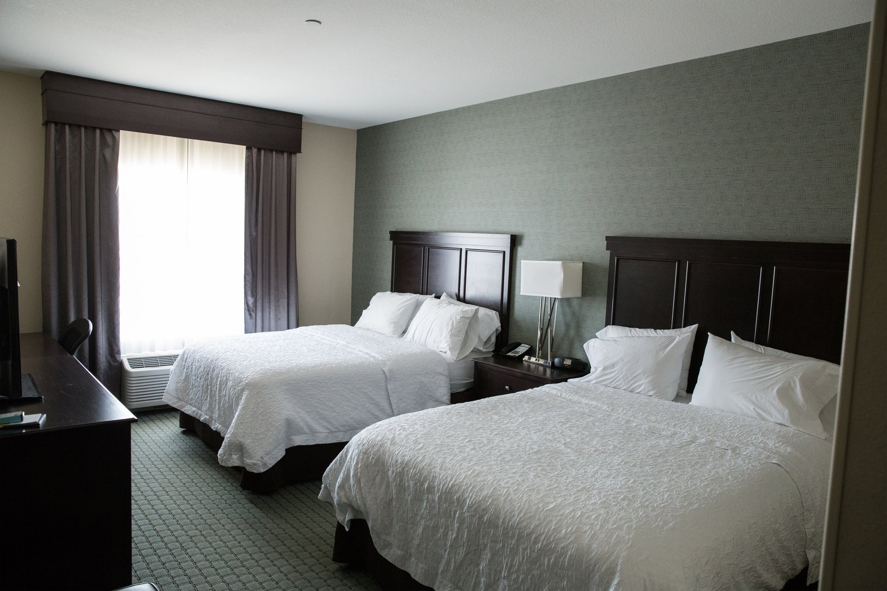 Hampton Inn & Suites by Hilton Bismarck Northwest Room Type - 2 QNS HEARING ACC NOSMOK