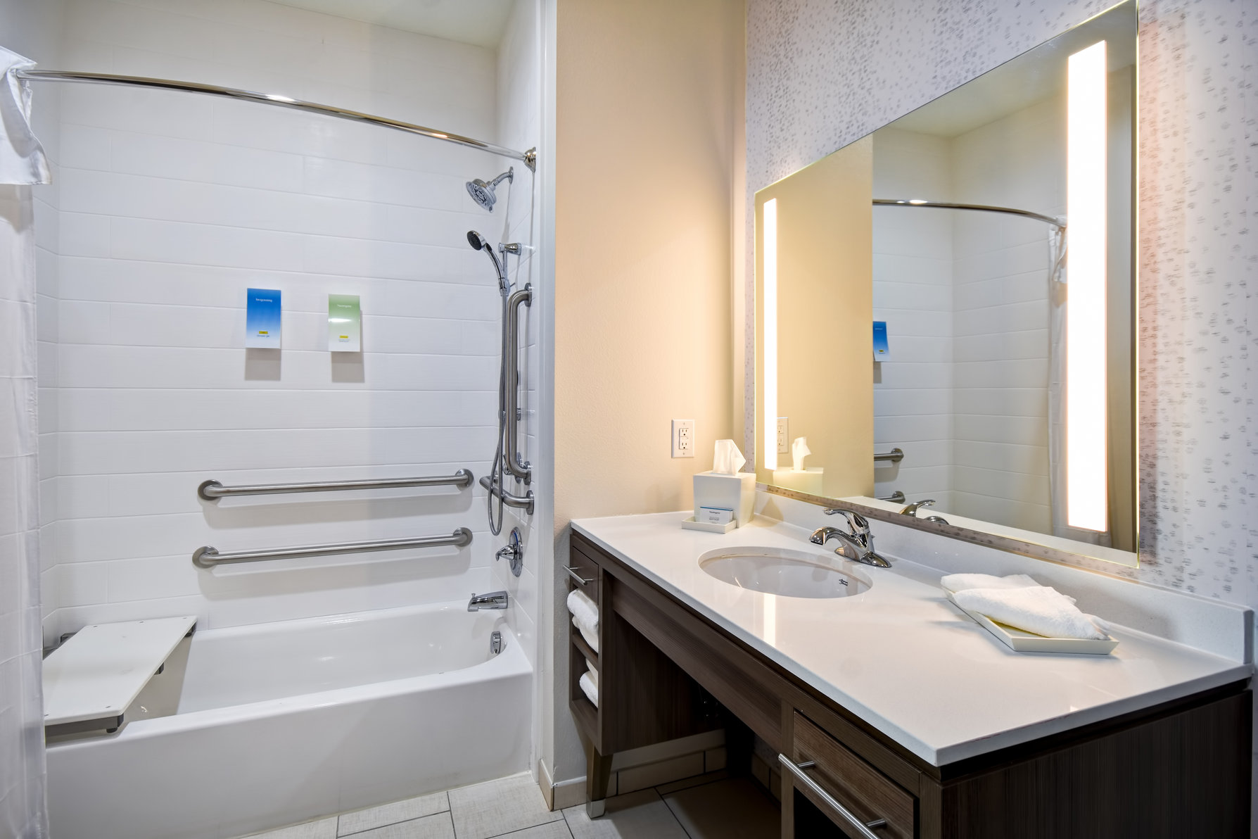 Home2 Suites by Hilton Fort Worth Fossil Creek Room Type - 1KING ACC TUB STE NONSMOK