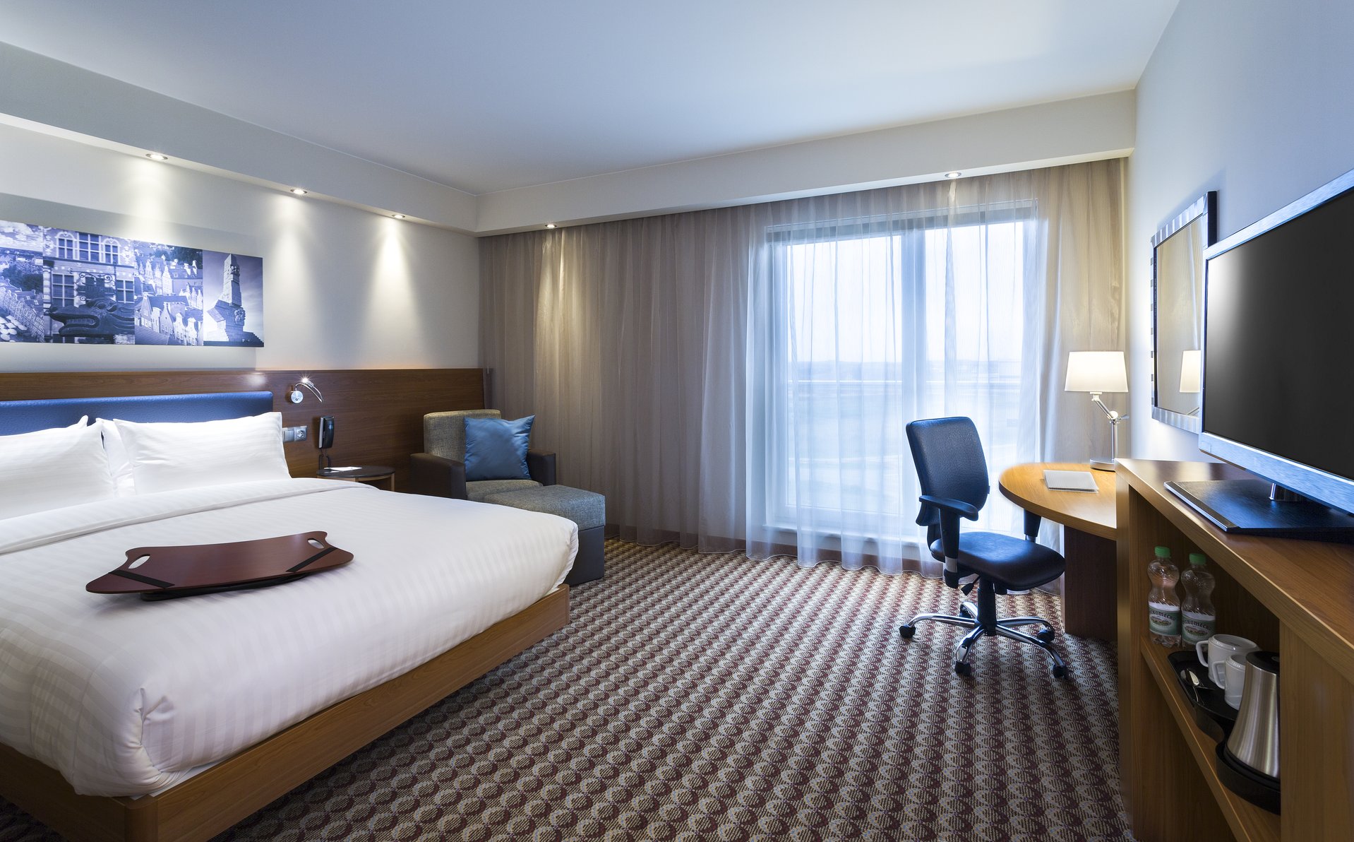 Hampton By Hilton Gdansk Airport Room Type - QUEEN ROOM NON SMOKING