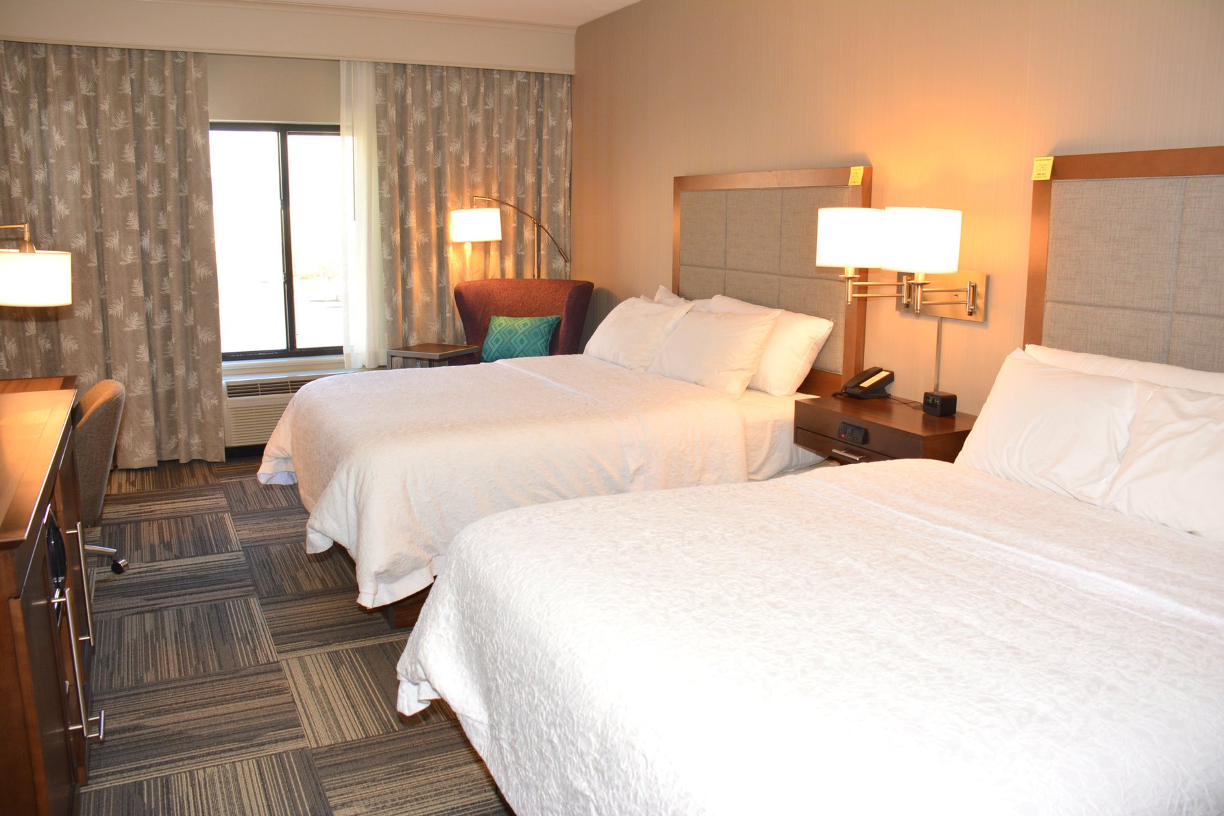 Hampton Inn Grand Junction Downtown/Historic Main Street Room Type - 2QN MOB HEARING ACC TUB NS