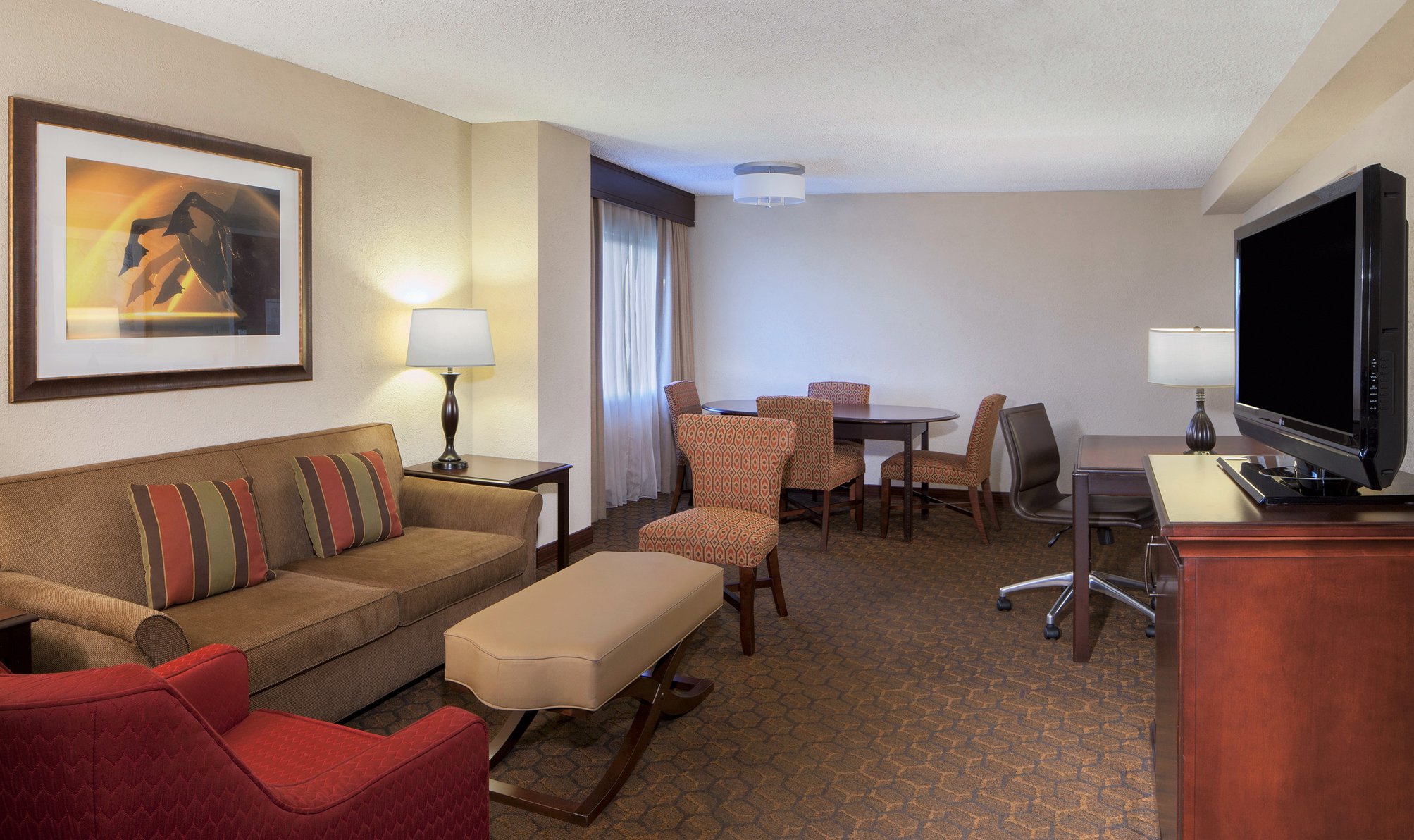 Embassy Suites Austin-Arboretum Room Type - 1 KING 1 BDRM CORNER SUITE