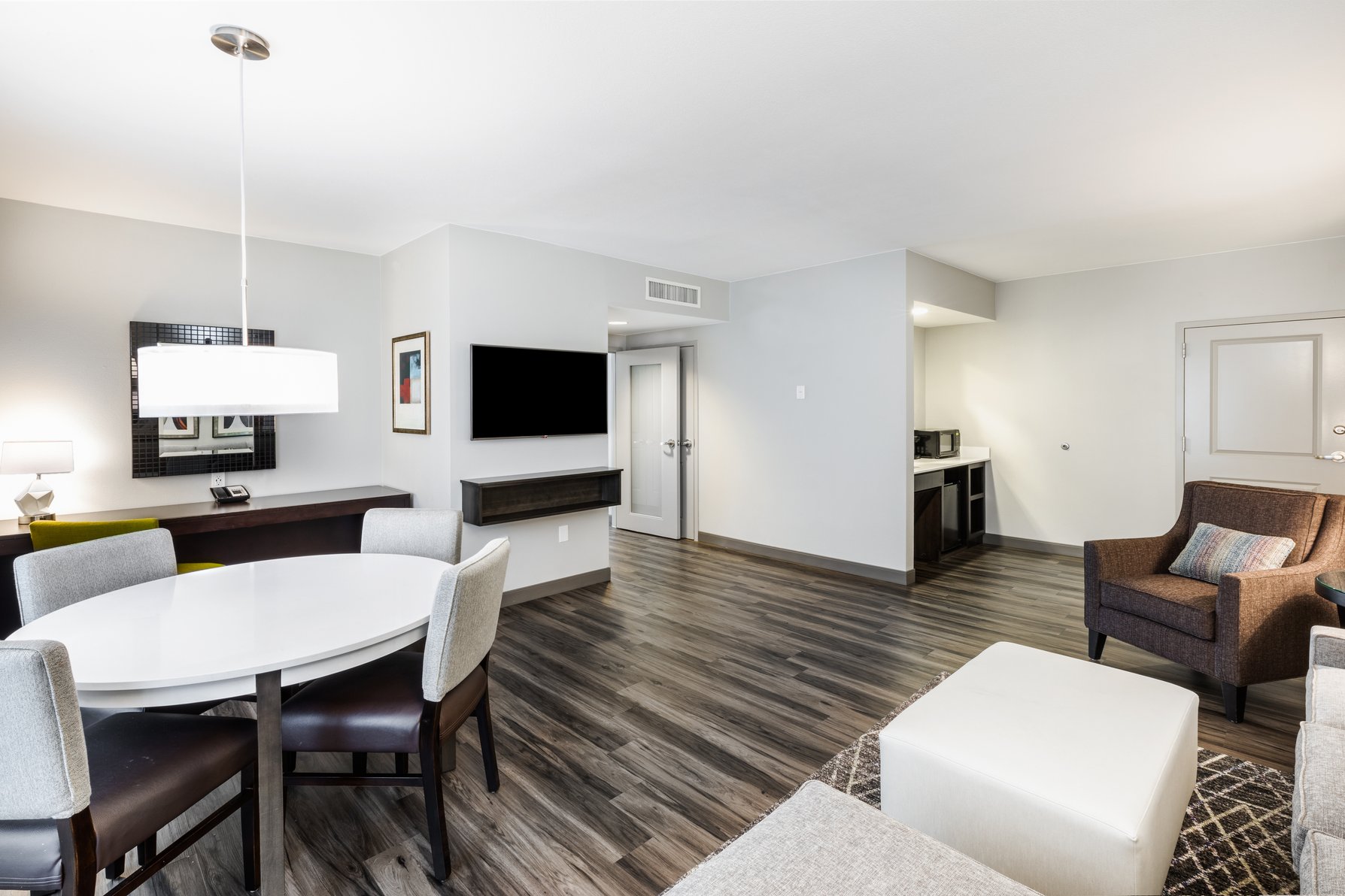 Embassy Suites Houston-Energy Corridor Room Type - 2 QUEEN BED PREMIUM CRN NS