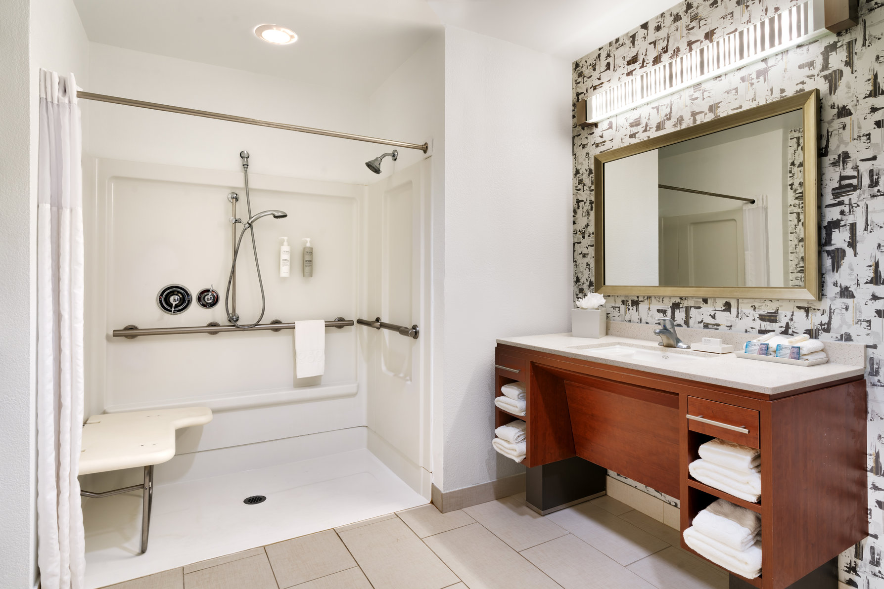 Home2 Suites by Hilton Houston/Katy Room Type - 2Q MB HR ACC RISHWR STE NS
