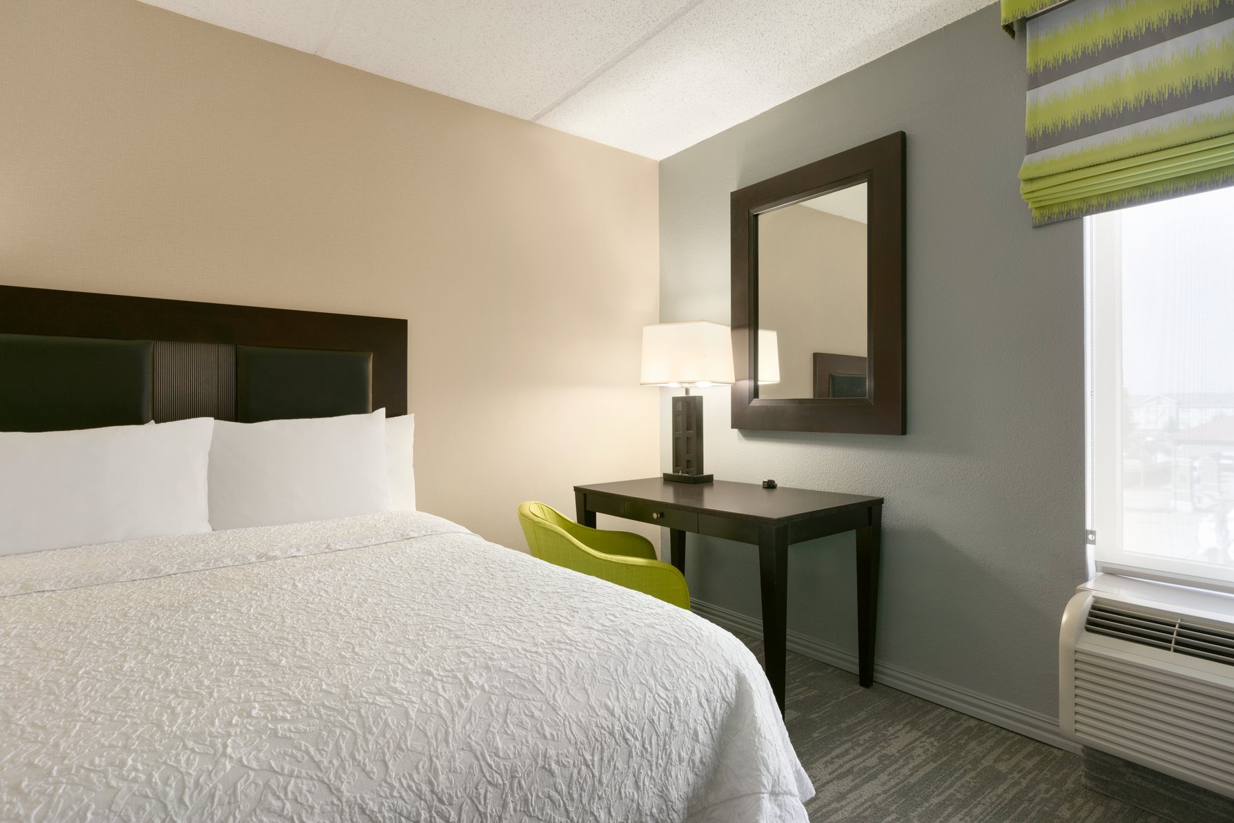 Hampton Inn and Suites Houston Clear Lake NASA Room Type - 2 QUEEN BEDS NONSMOKING