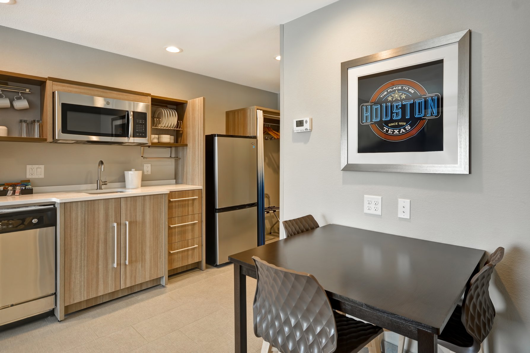 Home2 Suites by Hilton Houston Westchase Room Type - 1KG MOB HR ACC TUB SUITE