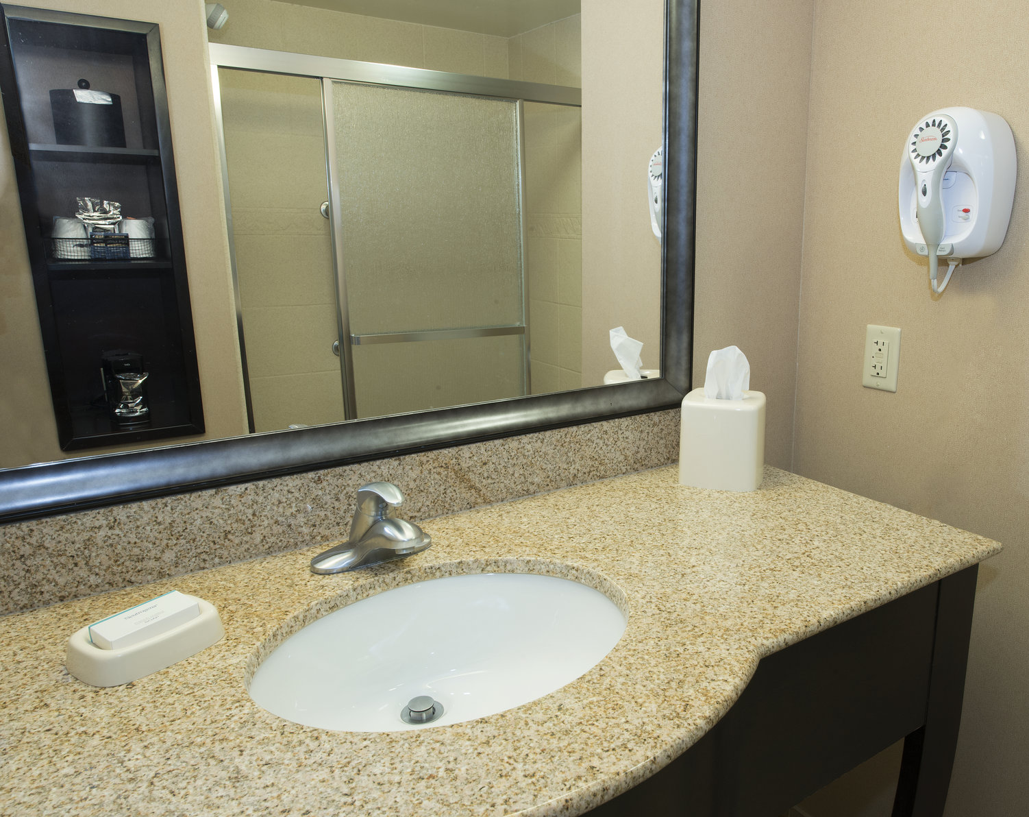 Hampton Inn Suites Scottsboro Room Type - 1 KNG HEARING ACC NOSMOK