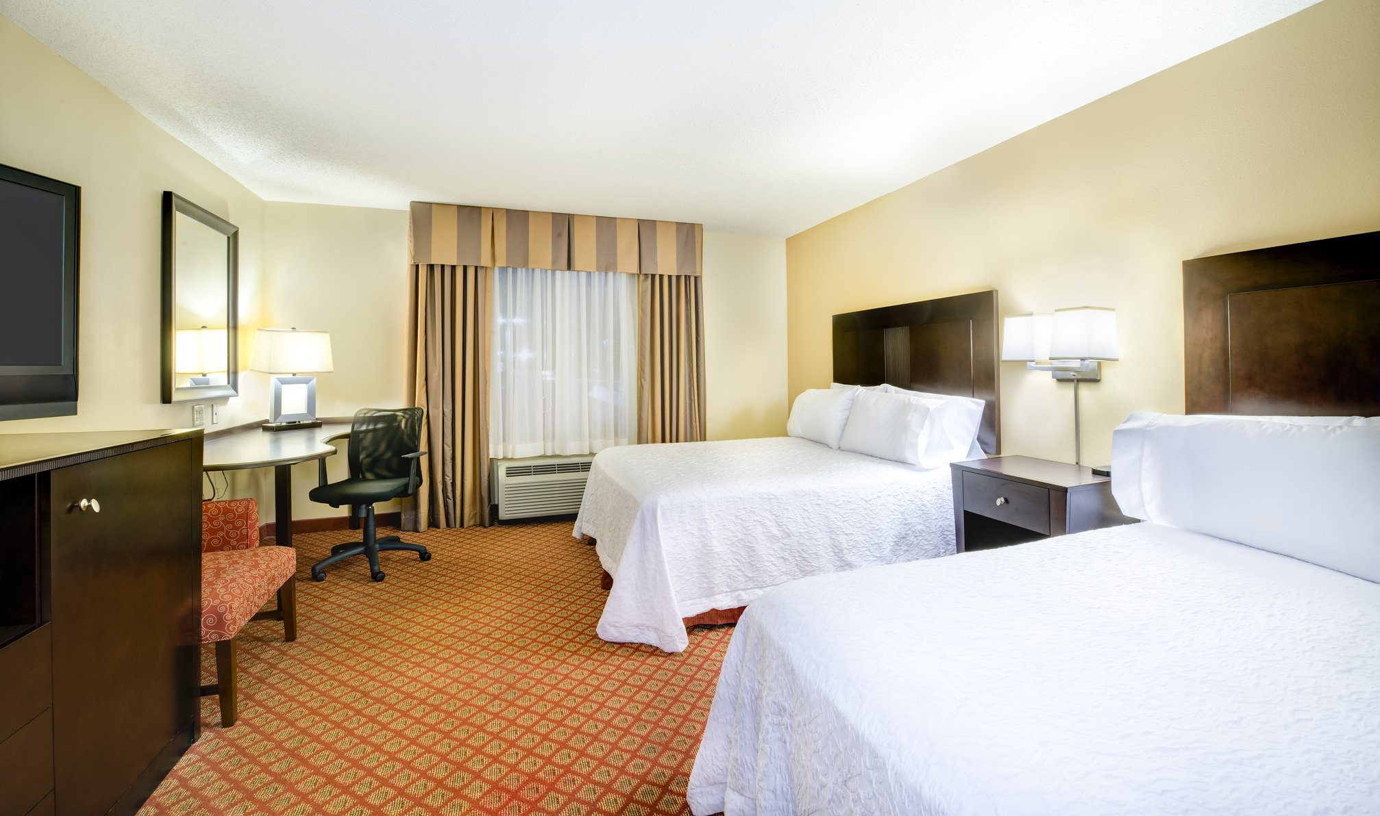 Hampton Inn Suites Scottsboro Room Type - 2QN MOB HEARING ACC TUB NS