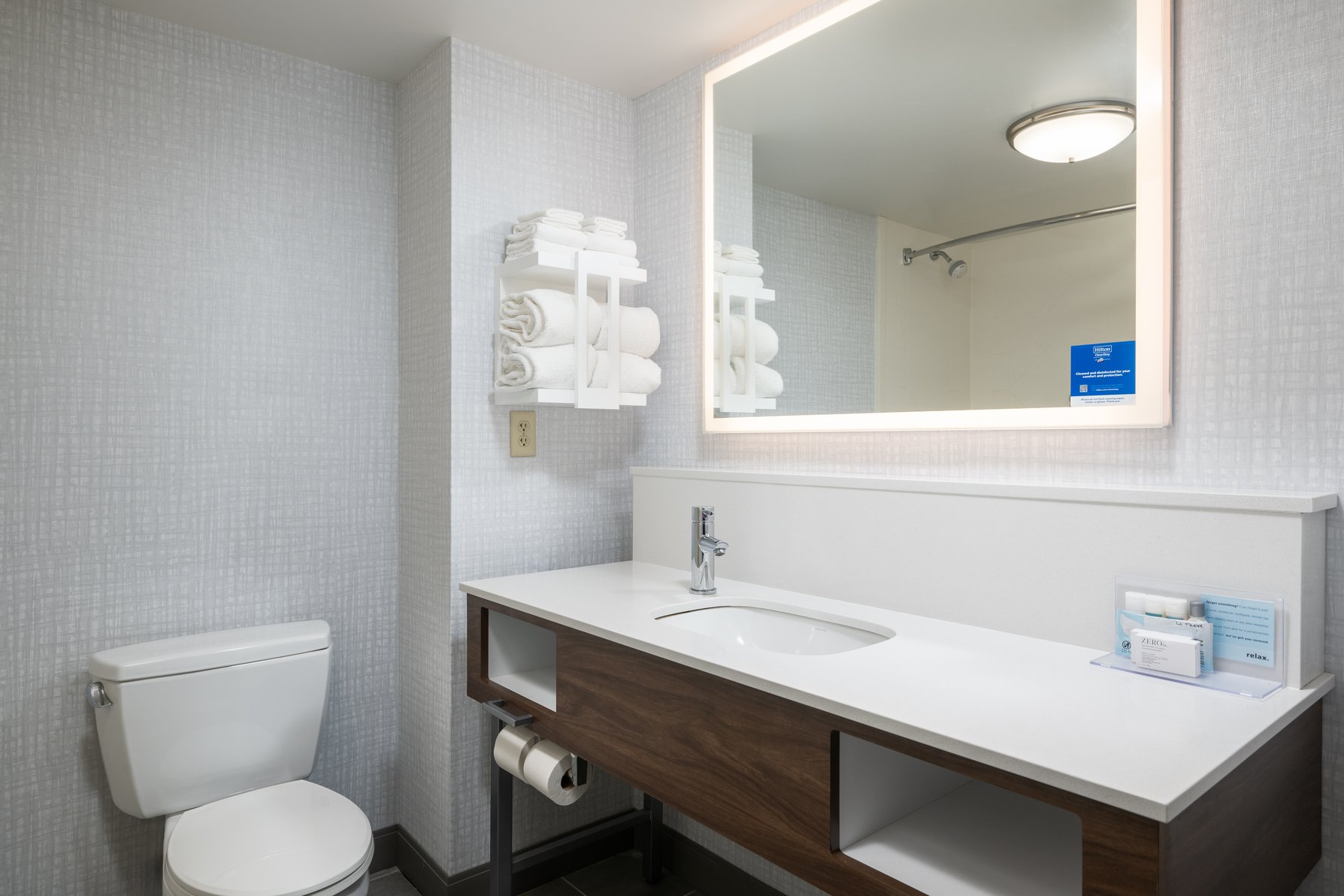 Hampton Inn And Suites Cape Cod West Yarmouth Room Type - 2 QUEEN BEDS NONSMOKING