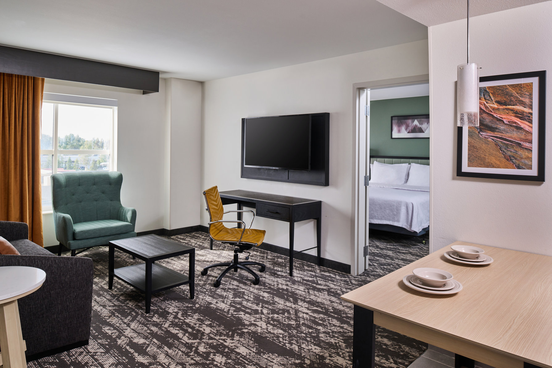 Homewood Suites by Hilton Anchorage Room Type - 1KNG 2QNS 2BDRM STE NONSMK