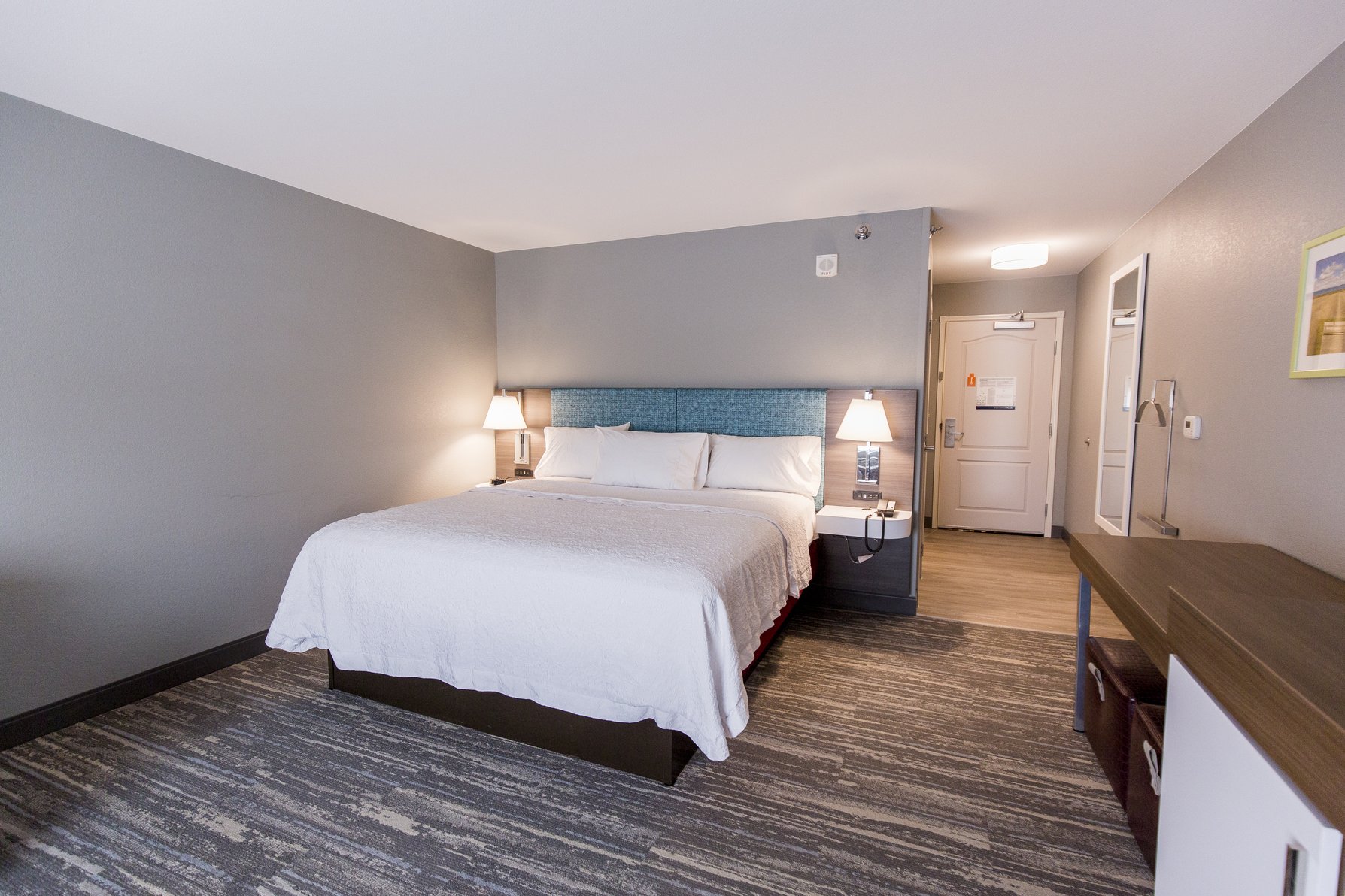 Hampton Inn by Hilton Bismarck Room Type - 1KG MOB HEAR ACC RI-SHW NS