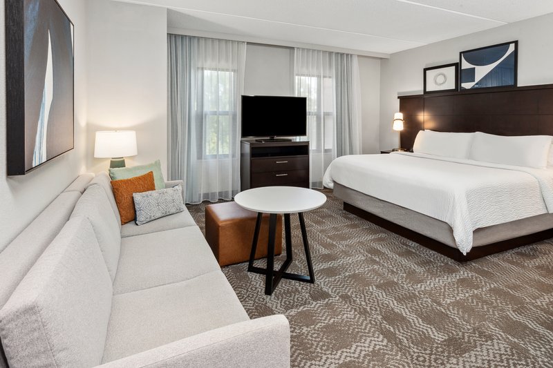 Staybridge Suites LATHAM