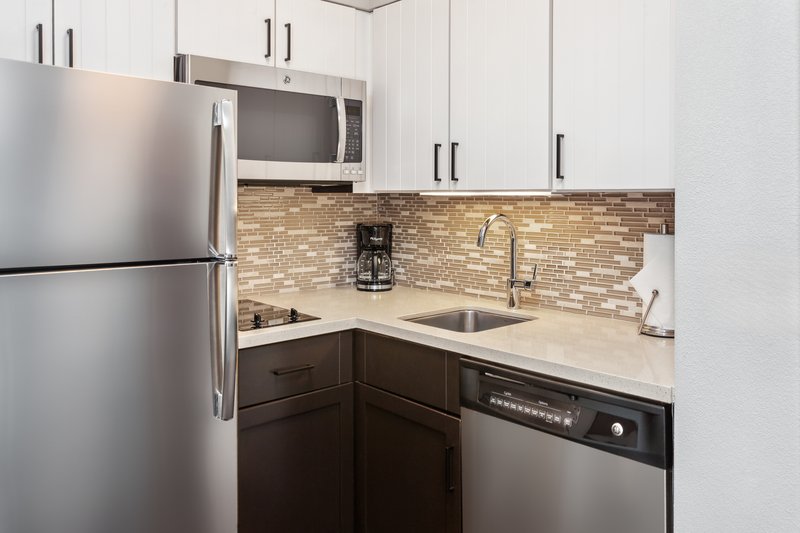 Staybridge Suites LATHAM