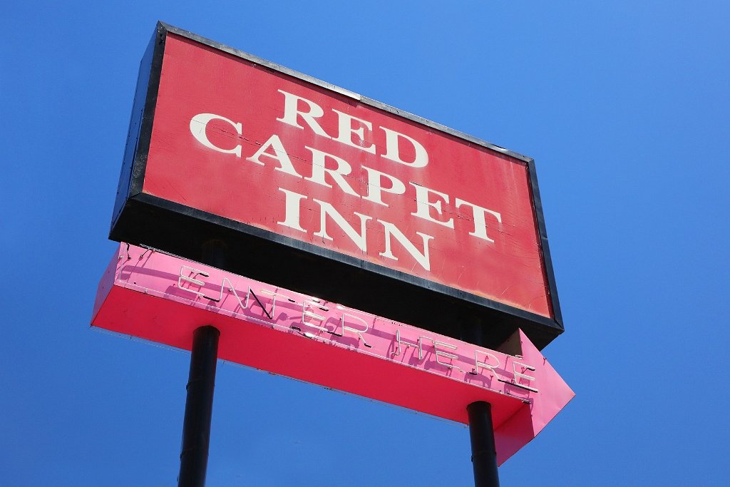 Red Carpet Inn