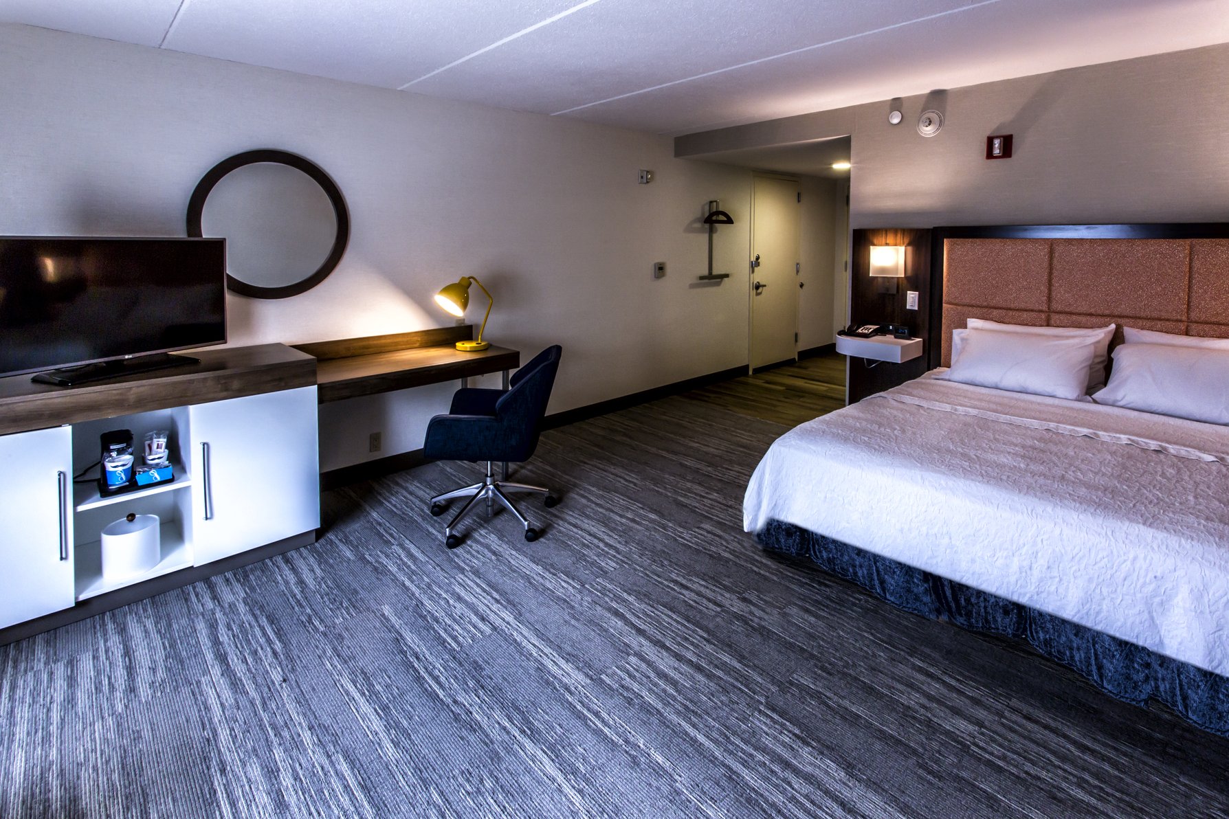 Hampton Inn & Suites by Hilton Staten Island Room Type - 1K MOB HEA ACC RI-S NS SFB