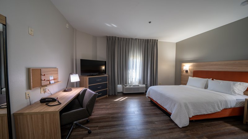 Candlewood Suites Baytown