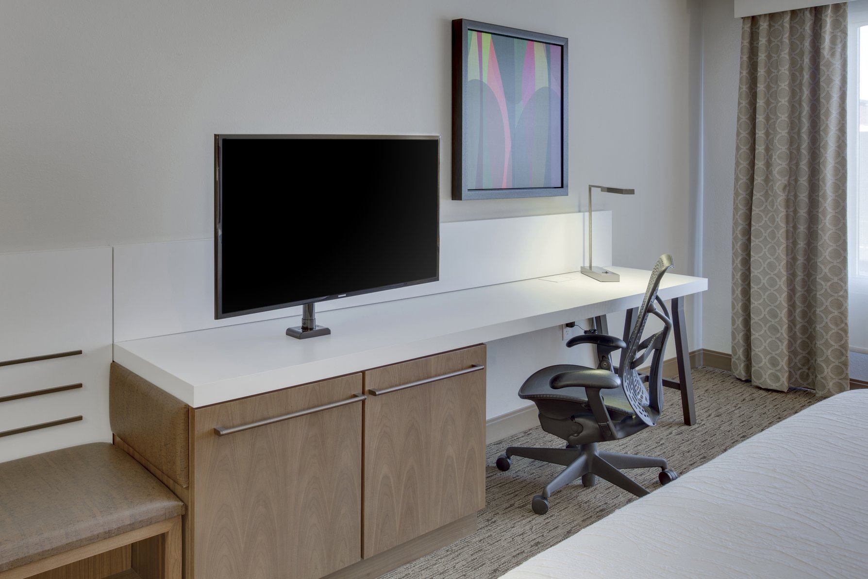Hilton Garden Inn Oklahoma City Airport Room Type - 2 QN MOB HEARING ACC RI SH