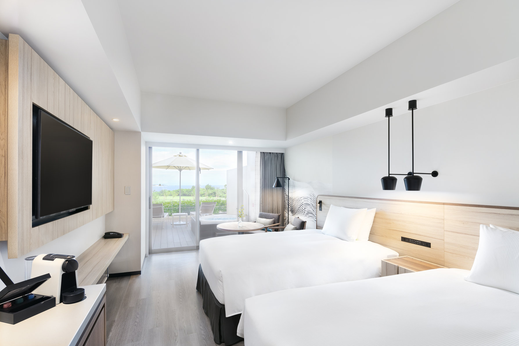 Hilton Okinawa Sesoko Resort Room Type - TWIN EXEC TERR OUTDR BATH