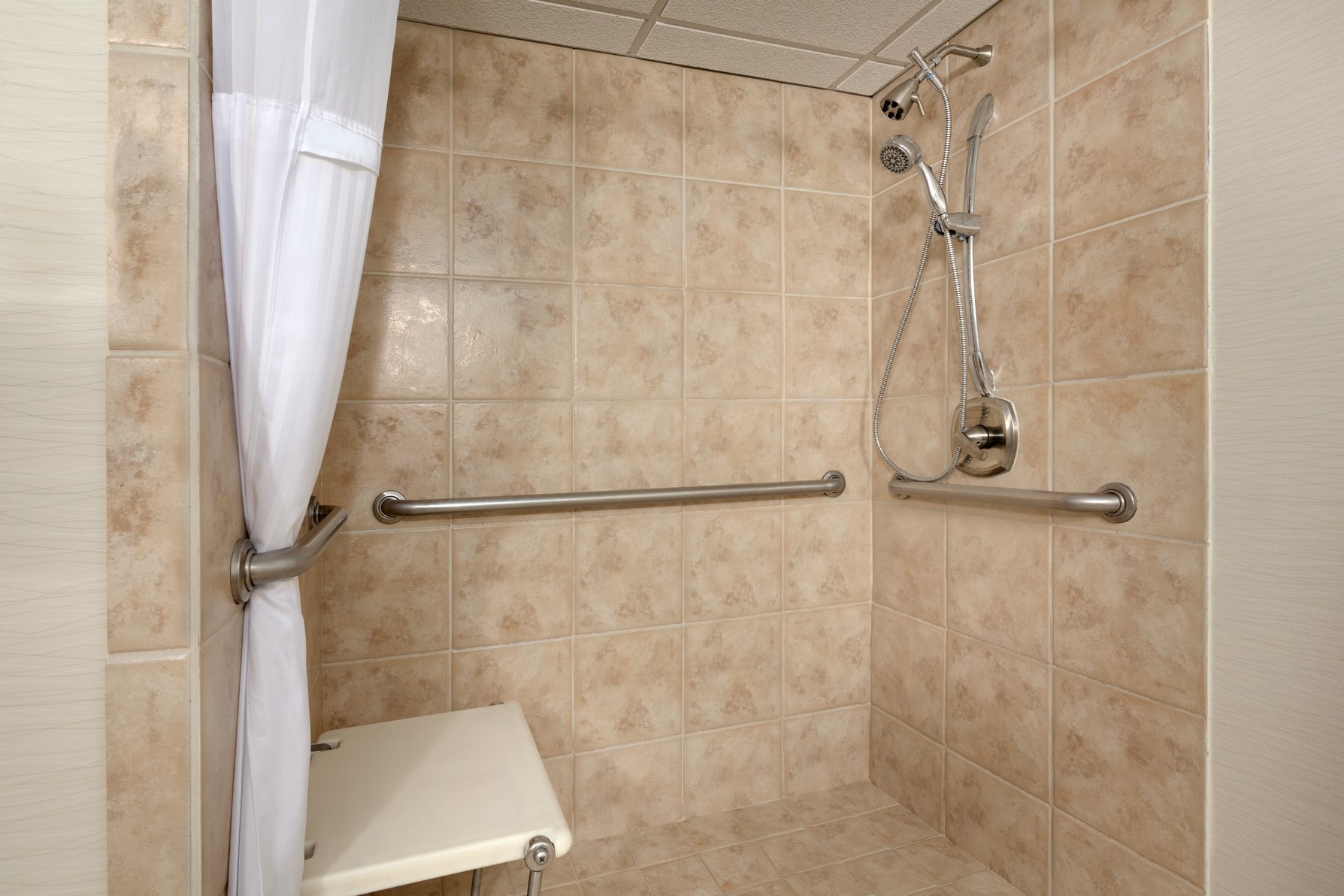 Embassy Suites Oklahoma City Will Rogers Airport Room Type - 2 DBL STE ACC RIS NO SMOK